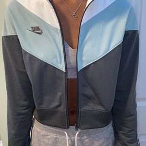 Cropped Nike jacket